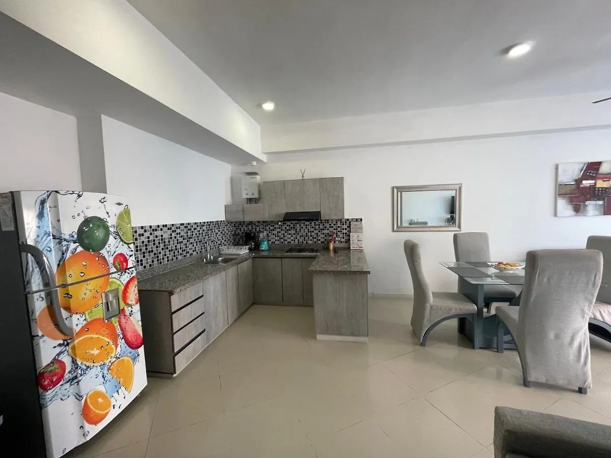 Apartamento Lujoso A Un Minuto De La Playa Del Laguito, La Mejor Playa De Cartagena De Indias Appartement