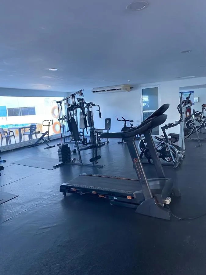 Apartamento Lujoso A Un Minuto De La Playa Del Laguito, La Mejor Playa De Cartagena De Indias Appartement