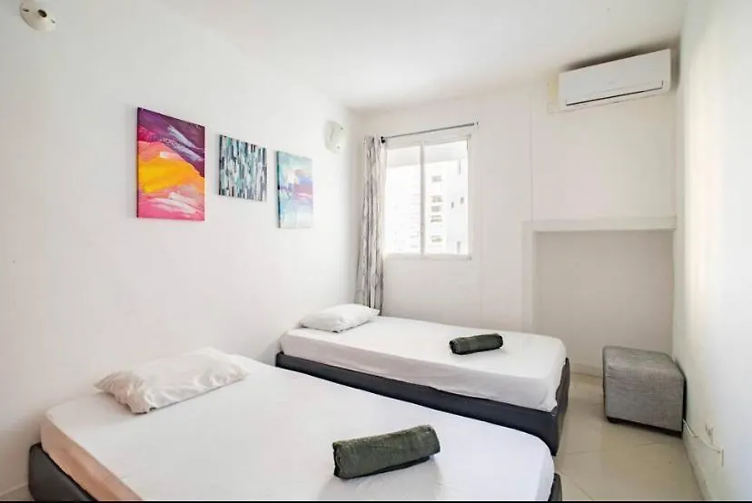 Apartamento Lujoso A Un Minuto De La Playa Del Laguito, La Mejor Playa De Cartagena De Indias Appartement
